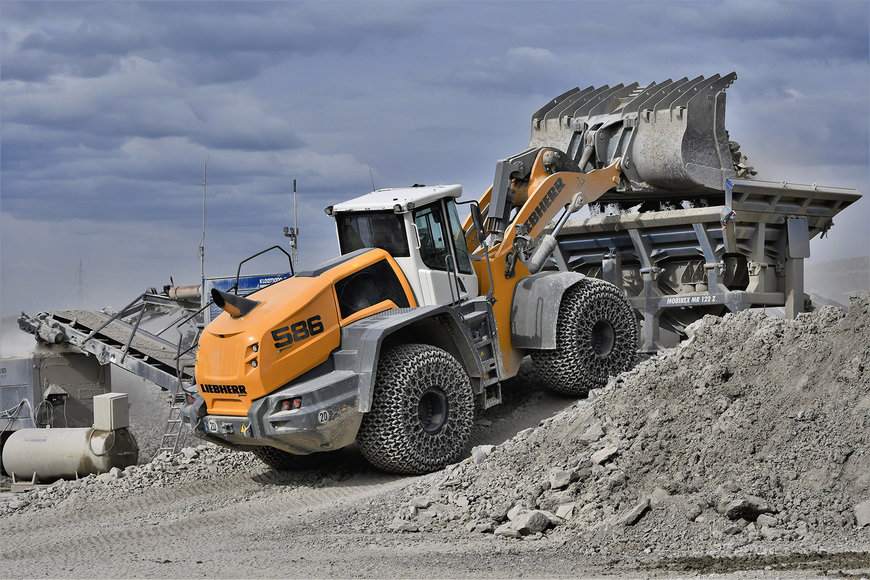 Des travaux d’extraction plus économiques : la troisième chargeuse sur pneus L 586 XPower de Liebherr pour l’exploitation minière de Rinsche